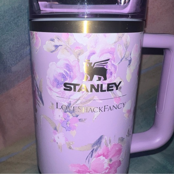 The Stanley x LoveShackFancy Quencher | 40 OZ - Happy Thoughts - Picture 5 of 7